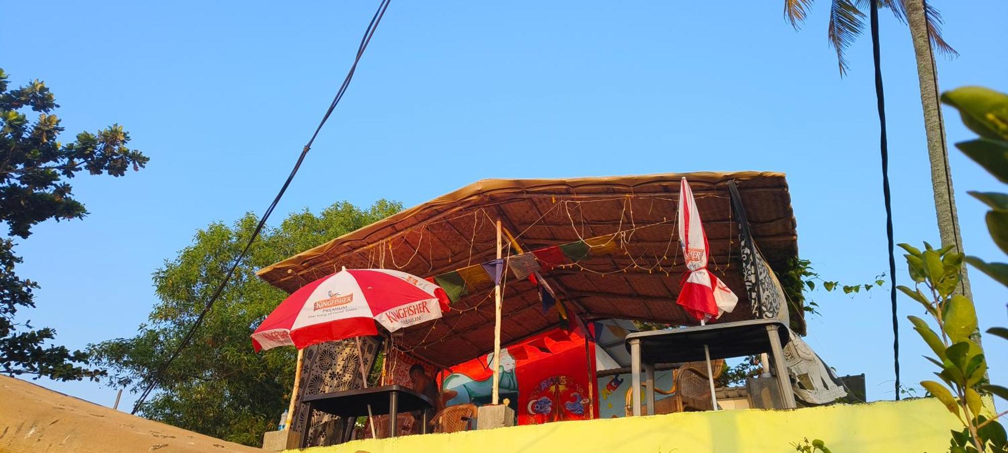 Peace And Love Stay Alappuzha Bagian luar foto